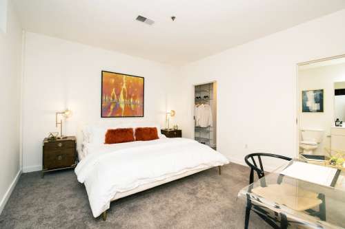S Bed The Piazza 48